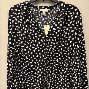 On 34 th  Black and White Women's Blouse